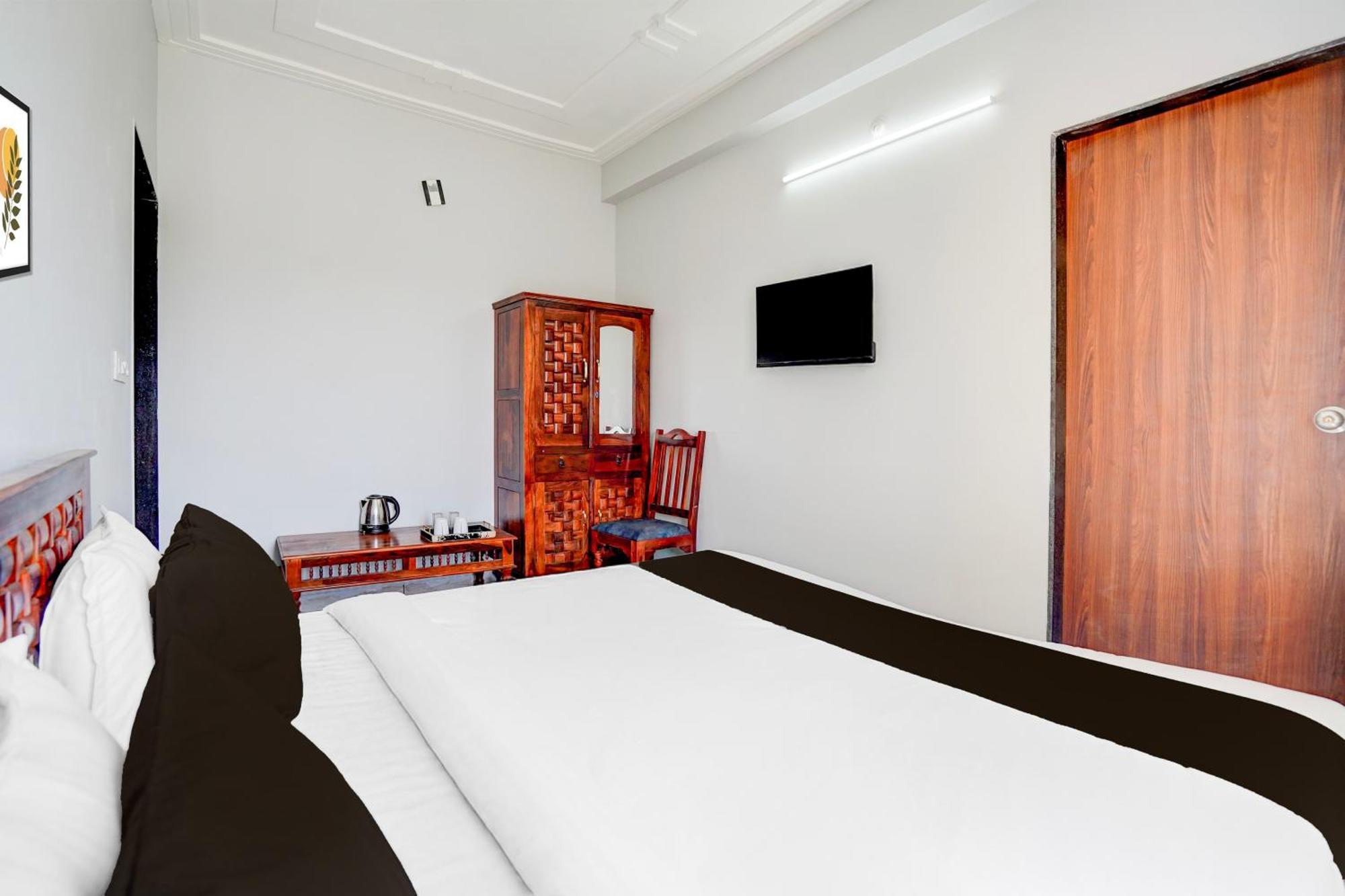 Hotel O Shree Gurukripa Khātu Exteriör bild