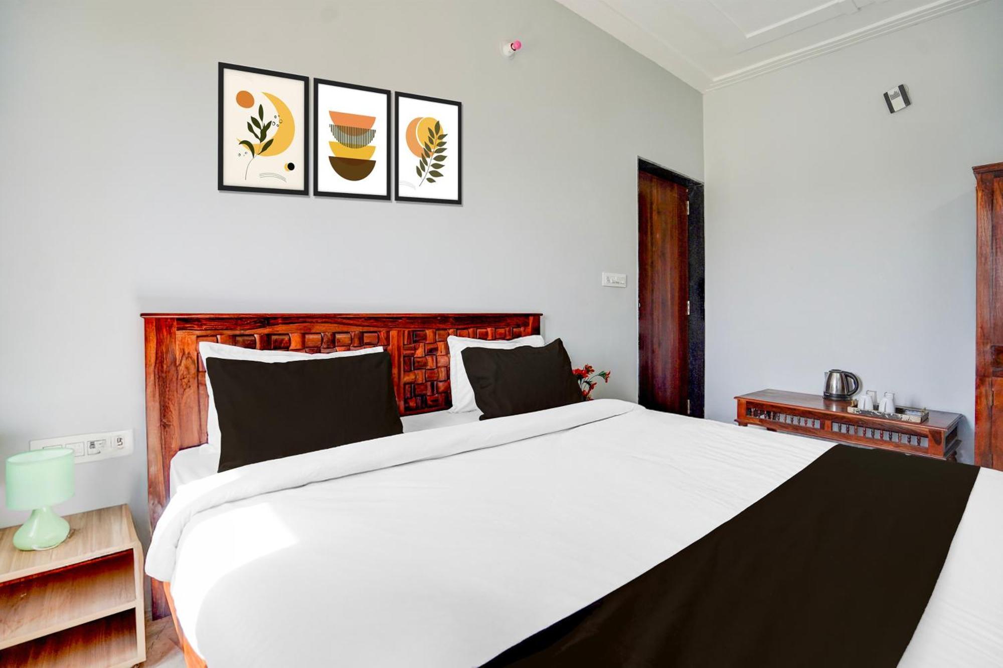 Hotel O Shree Gurukripa Khātu Exteriör bild